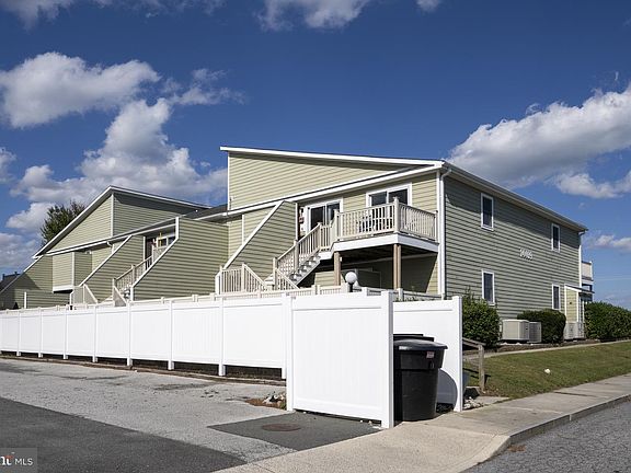 3rd image of 14409 Lighthouse Ave #11