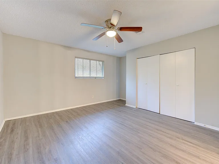 4106 California St — Photo 15