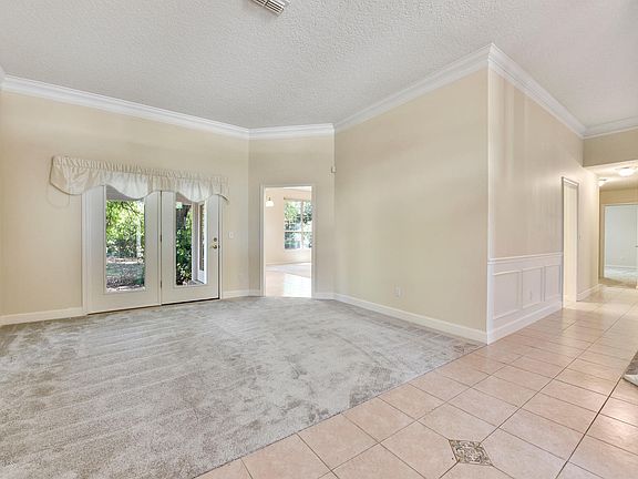 5th image of 12540 Mission Hills Cir N