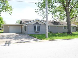 703 E Thompson St, Rensselaer, IN 47978