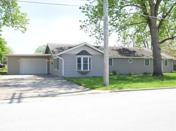 703 E Thompson St, Rensselaer, IN 47978