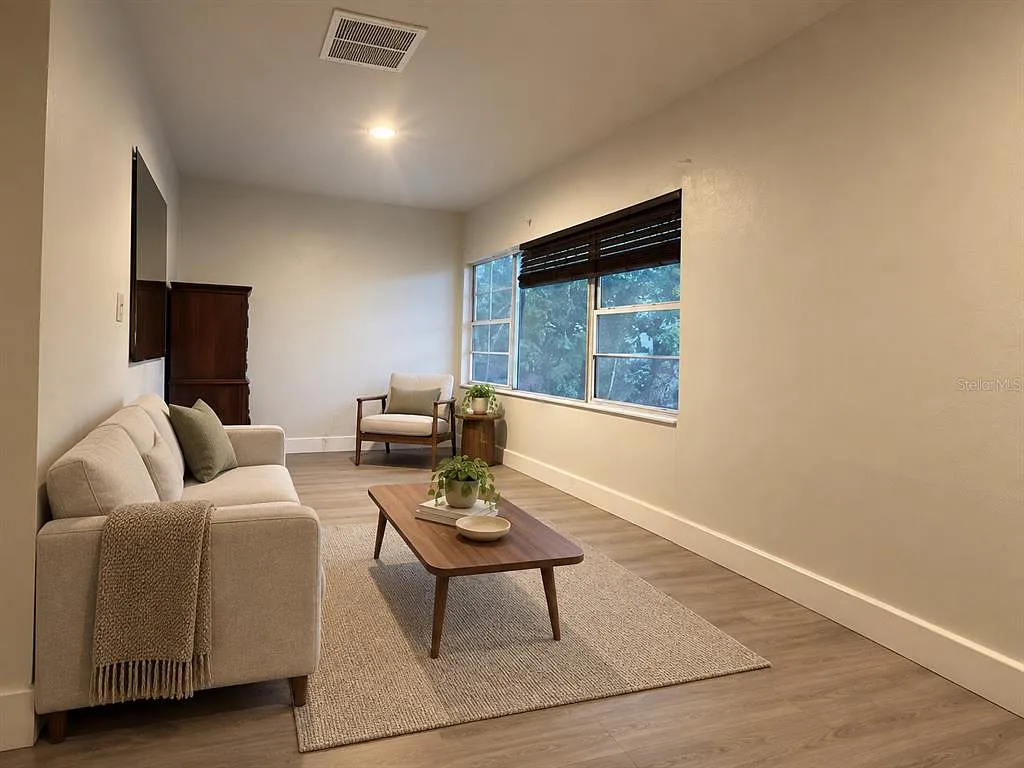 322 N Wekiwa Springs Rd — Photo 3