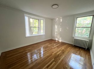39-30 45th St #2R, Sunnyside, NY 11104