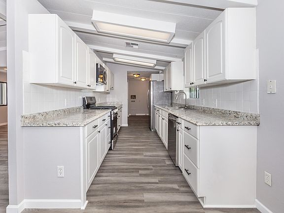 5th image of 3409 E Maricopa Dr