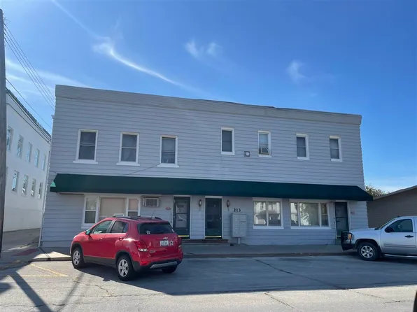 213 N Marion Ave, Washington, IA 52353