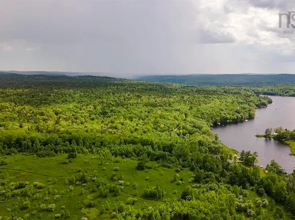 LOT 16 Lily Lake Rd, East Hants, NS B0N 1Z0