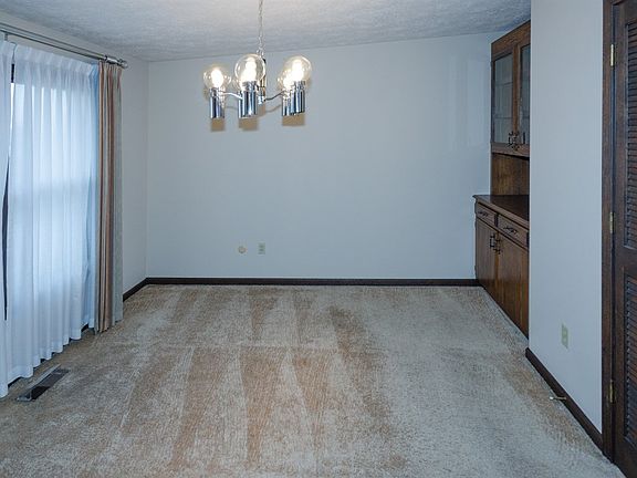 3rd image of 11431 E Creekwood Cir