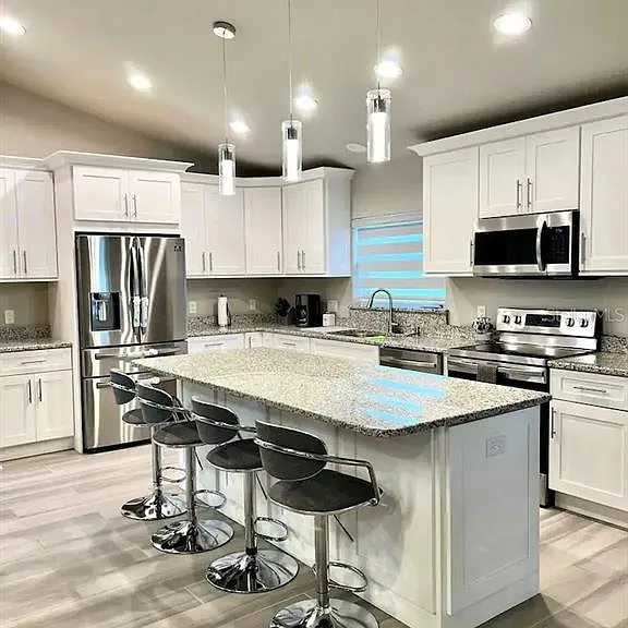 696 Marion Oaks Trl — Photo 4