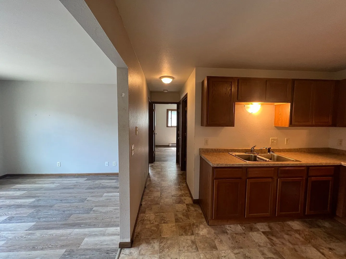 915 Genrich Street — Photo 3