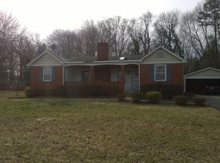 7529 Greenfield Rd, Annandale, VA 22003