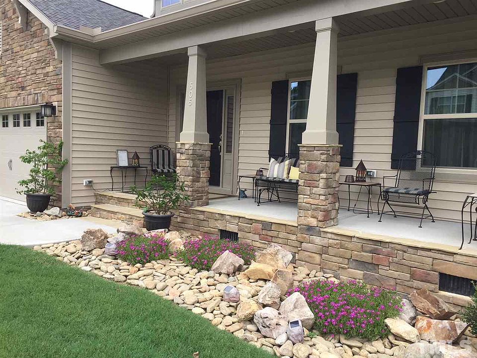 1st image of 505 Minerva Dale Dr