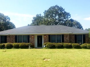 5009 Ridgeway Dr, Phenix City, AL 36867
