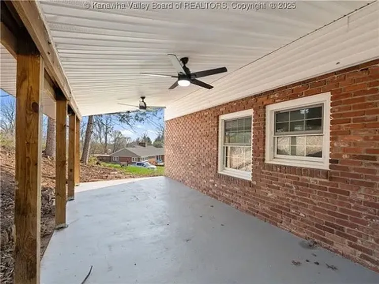 1501 Knob Rd — Photo 27