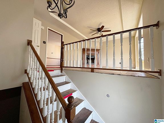 2nd image of 9650 Williamsburg Dr