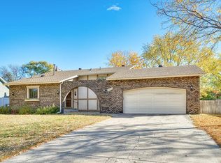 11437 Ivywood St NW, Coon Rapids, MN 55433