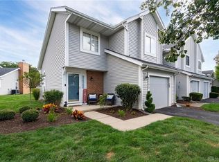 1105 Bay Harbour Cir, Dayton, OH 45458