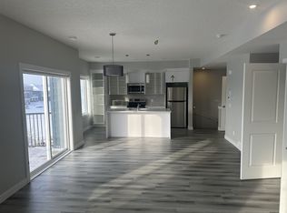 336 Canals Cross SW, Airdrie, AB T4B4L3
