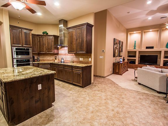 14Kitchen6