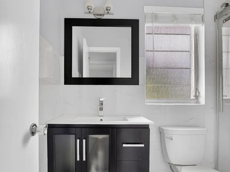 426 NE 7th Ave #2B — Photo 22