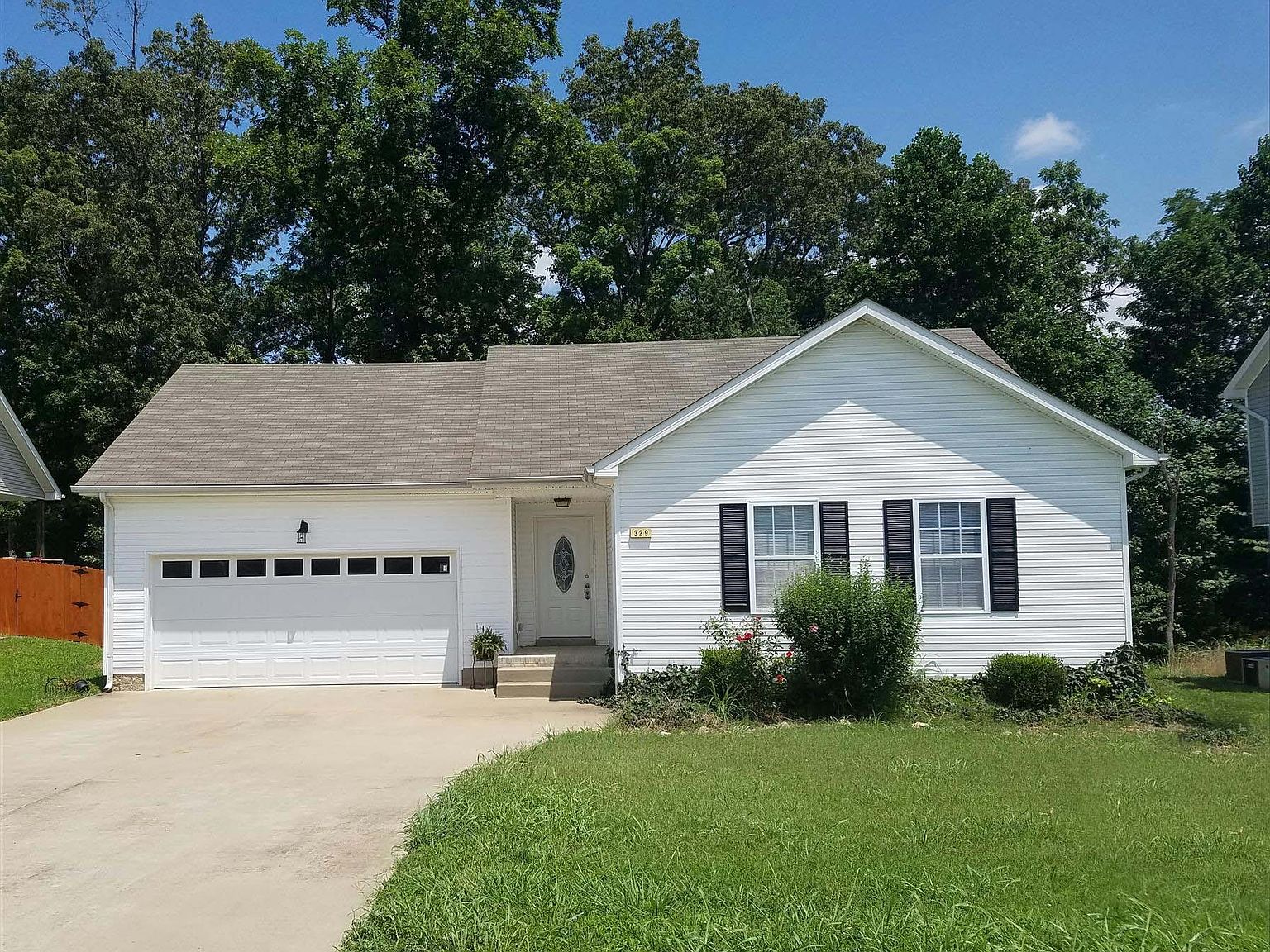 329 Mills Dr, Clarksville, TN 37042 MLS 2553473 Zillow