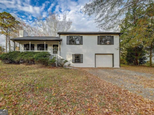 63 Cedar Creek Dr, Dallas, GA 30157