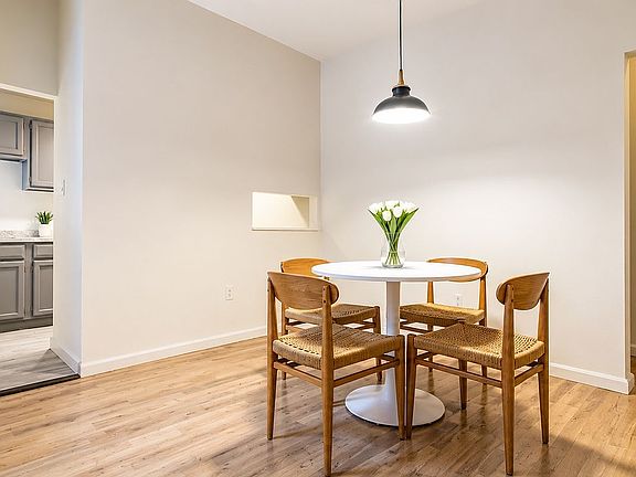 3rd image of 2181 Pacific St APT 2C