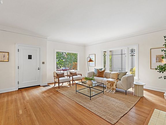 5th image of 2223 NE 16th Ave