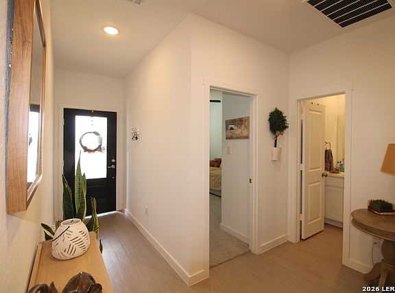 4th image of 11434 Cedar Close