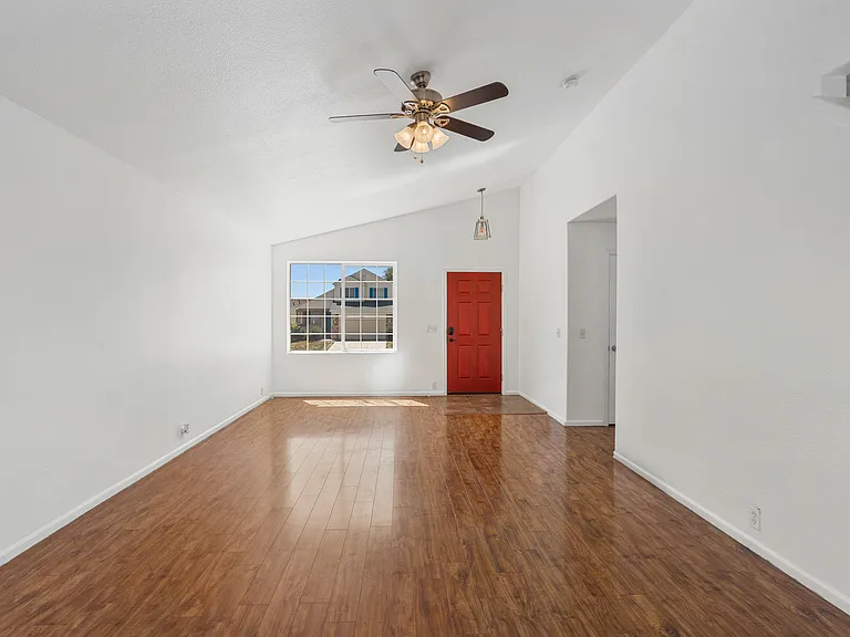 7326 Village Meadows Dr — Photo 14