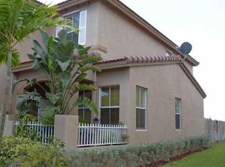 6336 SW 165th Pl, Miami, FL 33193