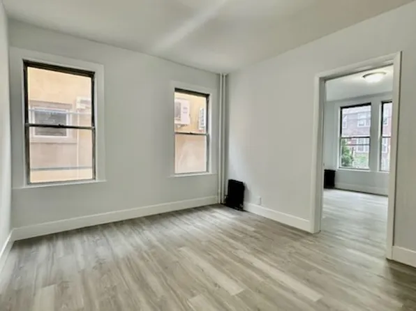 22-13 24th Street image 7 of 22