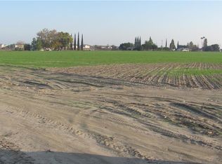 5301 Robin Ave, Livingston, CA 95334