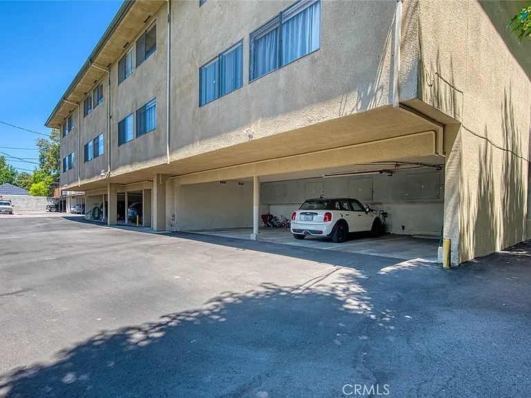 522 W Sierra Madre Blvd #B — Photo 23