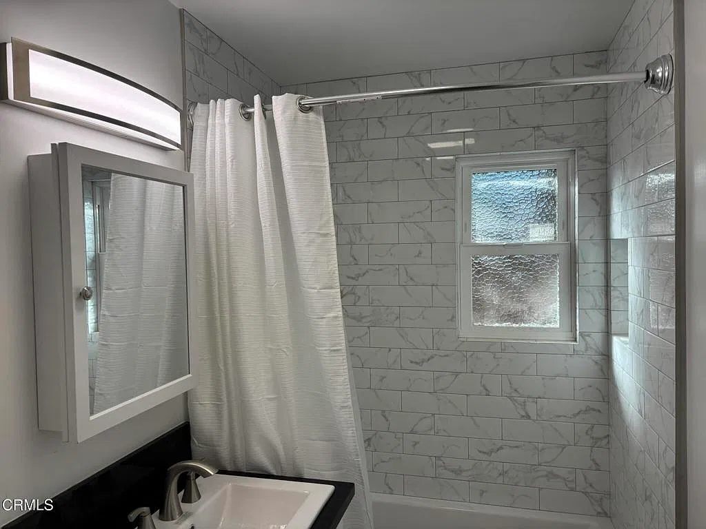 2 bed, 1.0 bath, 780 sqft, $2,850 — Photo 4