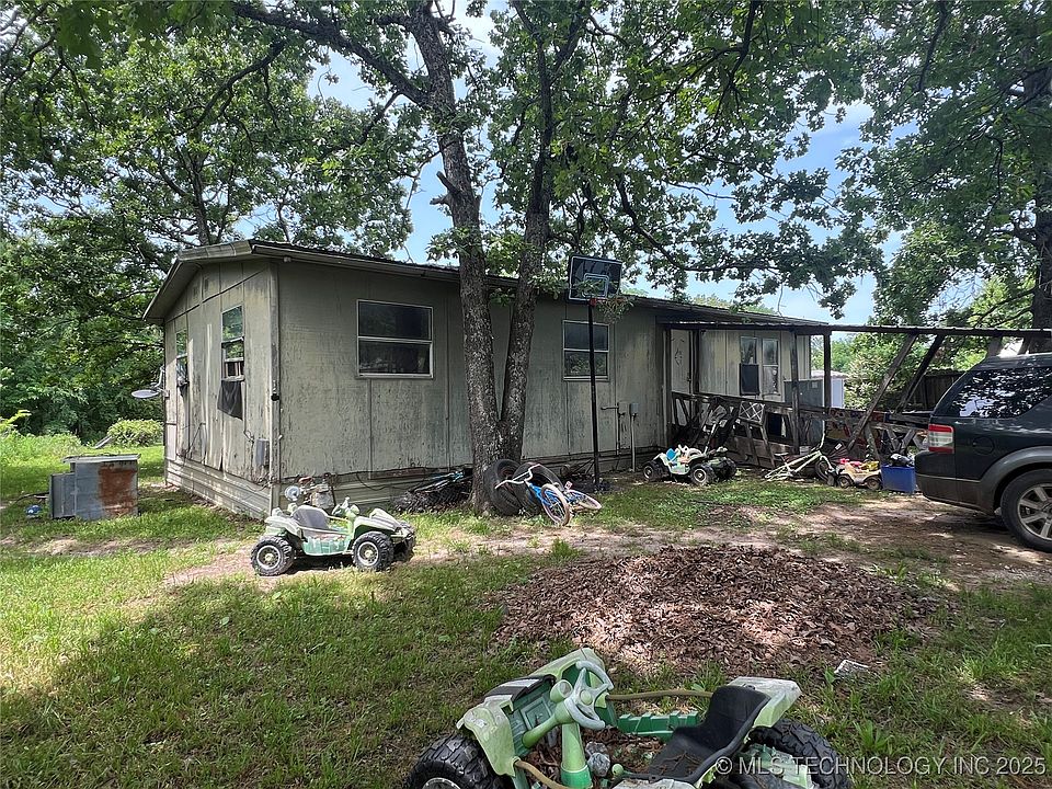 2nd image of 81118 S 4725th Rd