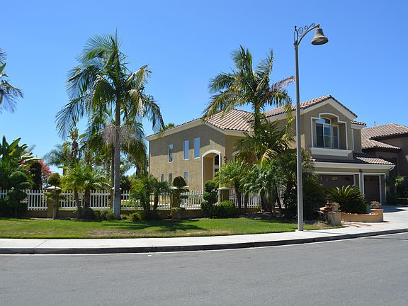 2nd image of 27482 Tiara Dr