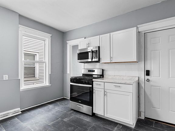 2nd image of 78 Shelton Ave Floor 2