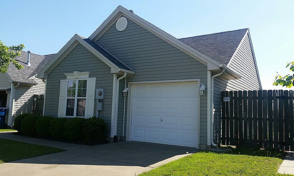 1st image of 5709 Riverwalk Cir