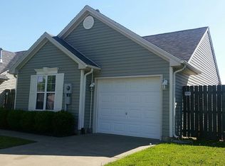 5709 Riverwalk Cir, Newburgh, IN 47630