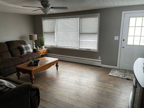 5th image of 2188 Gary Dr
