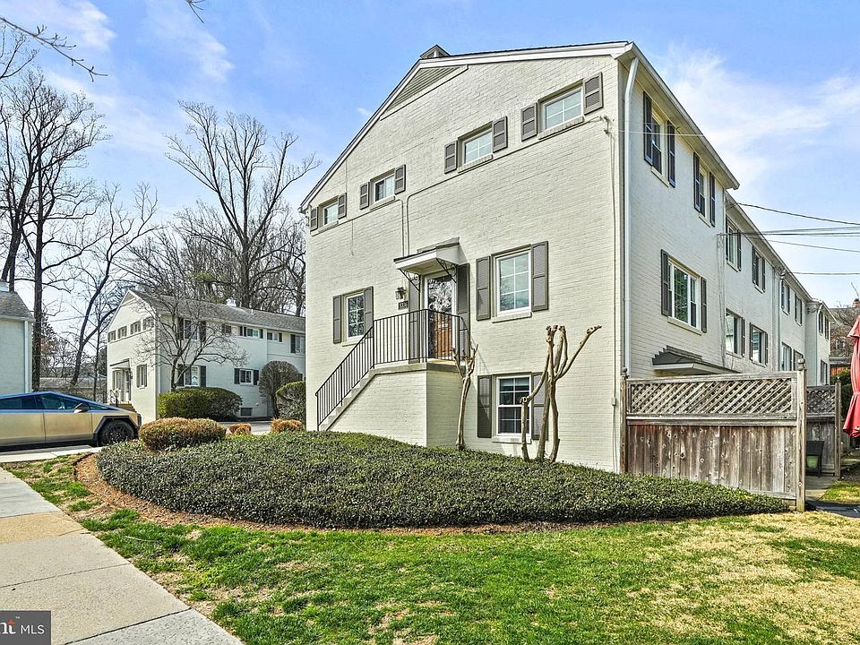 1st image of 5336 Pooks Hill Rd #5336