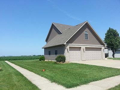 2nd image of 320 8th Ave