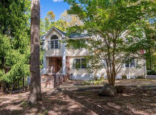 8 Bridlewood Dr, Palmyra, VA 22963