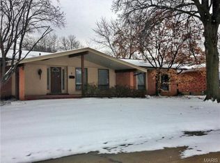 3 Cornflower Ct, Florissant, MO 63033
