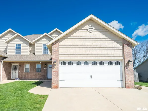 13 Sheila Ct, Morton, IL 61550