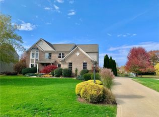 702 Salisbury Way, Akron, OH 44321