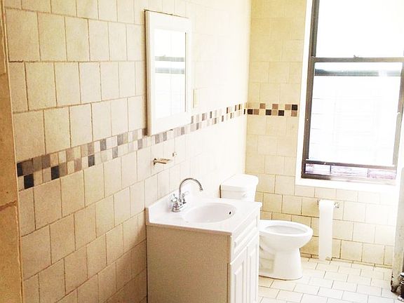 3rd image of 467 E 23rd St APT 2C