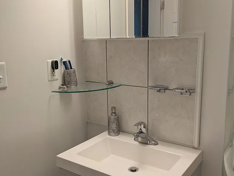 100 Newburn Dr #2 — Photo 12