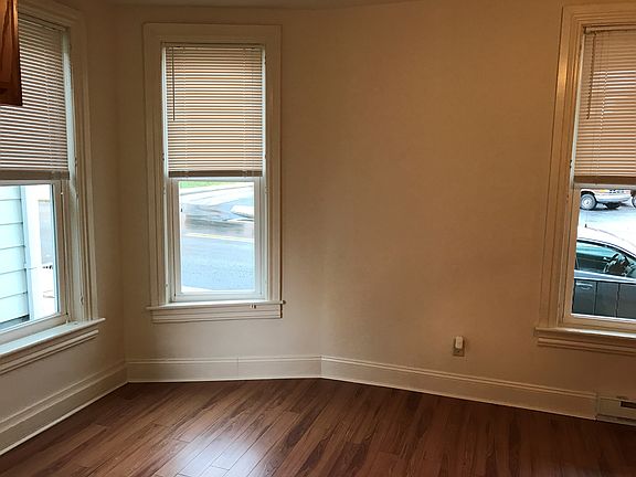 3rd image of 14 N Potomac St #3