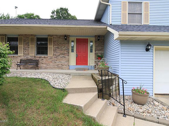 2nd image of 4705 Briarhill Dr